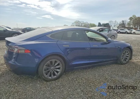 2016 Tesla Model S z USA, uszkodzony, nr VIN 5YJSA1E27GF174729